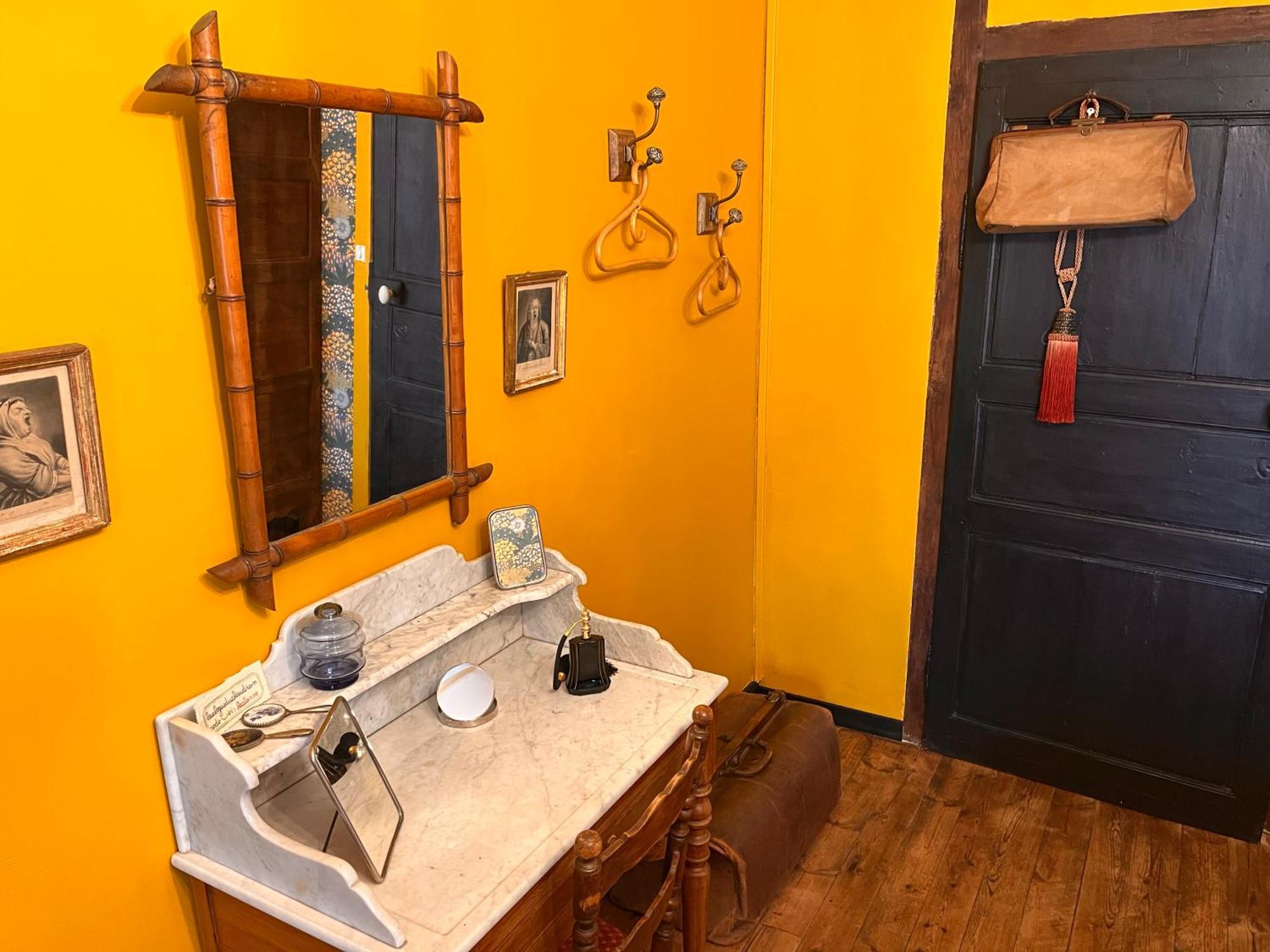 Les Loges Du Chaudron Bed and Breakfast La Chapelle-aux-Choux Eksteriør billede